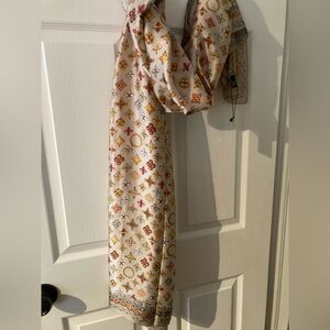 S Beauty Silk Scarf 🧣